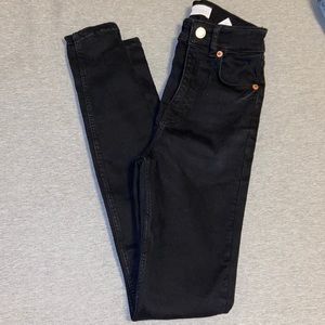 Zara Black long skinny high waisted jean stretchy